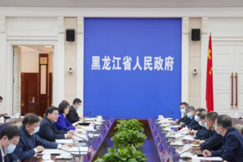 李寅董事長參加黑龍江省上市工作座談會，并代表上市公司做了典型發(fā)言